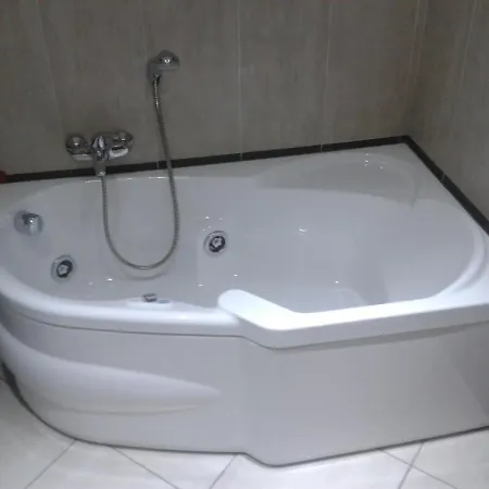 Ninfa Hotel 3*